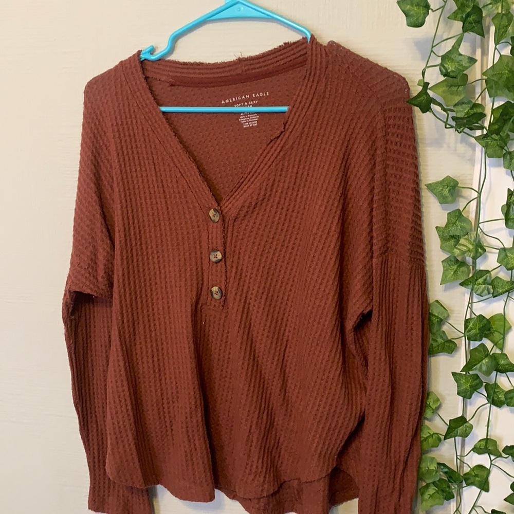 American Eagle Long Sleeve